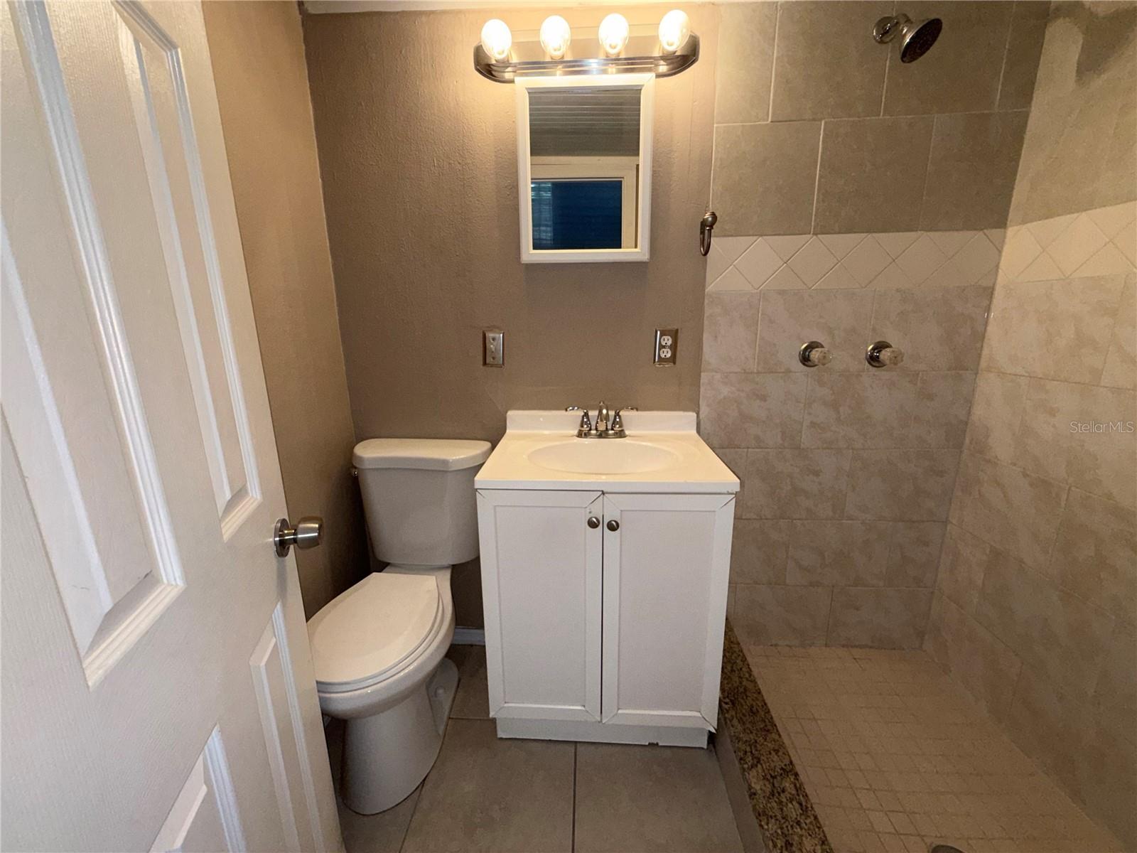 Image 8 of 18 For 6014 Southern Comfort Boulevard