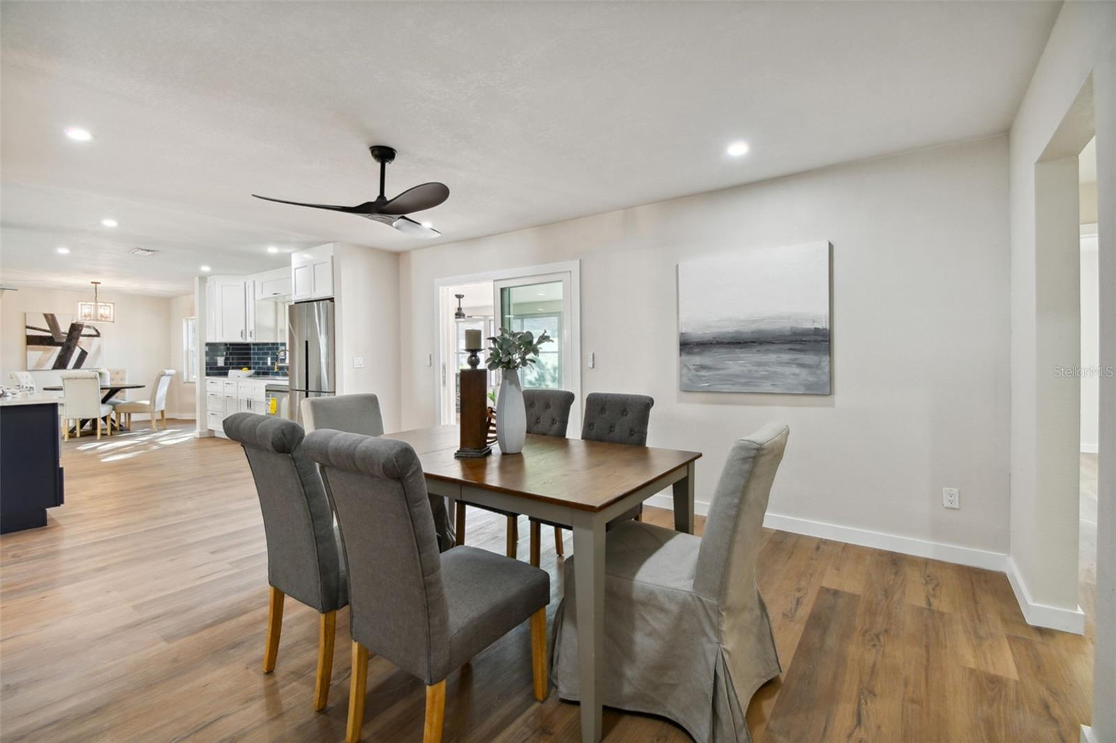 Image 39 of 100 For 570 Casler Avenue