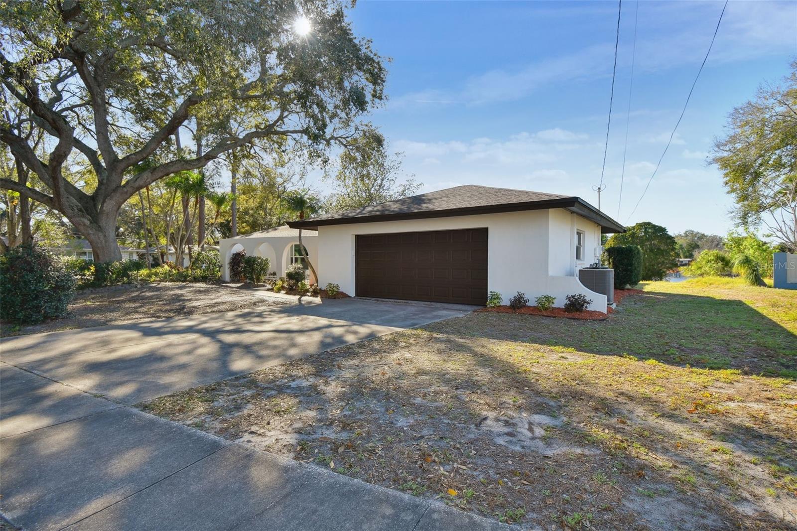 Image 9 of 100 For 570 Casler Avenue