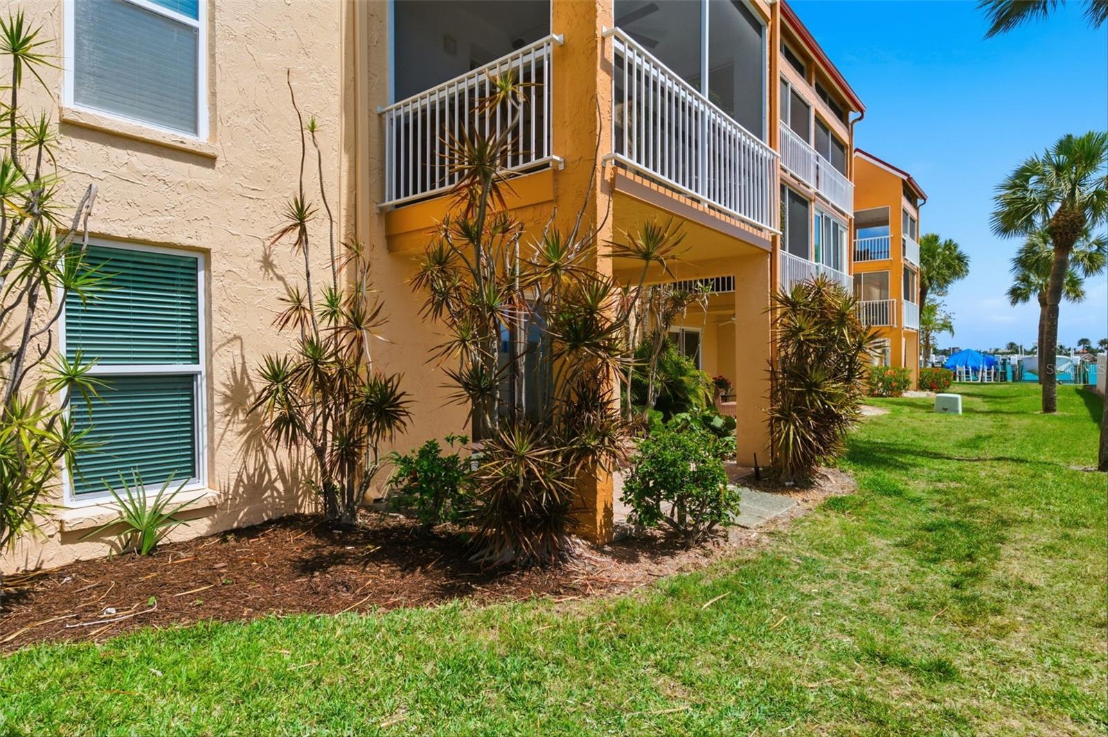 Image 30 of 59 For 8901 Blind Pass Road 127