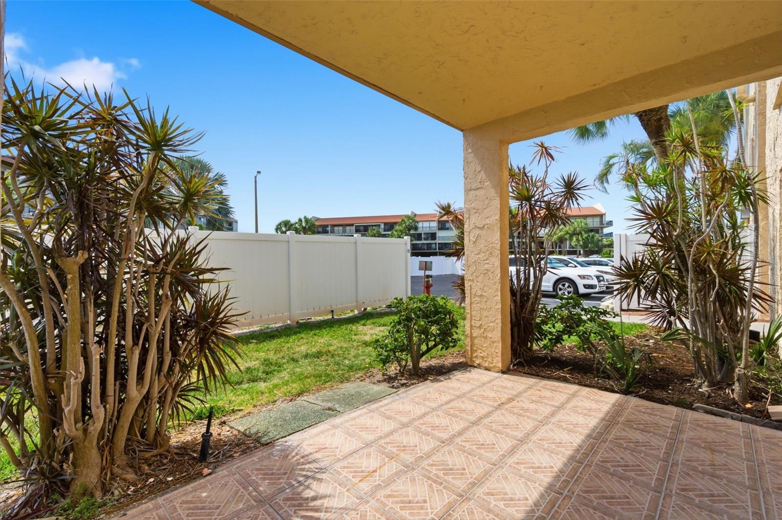 Image 34 of 59 For 8901 Blind Pass Road 127