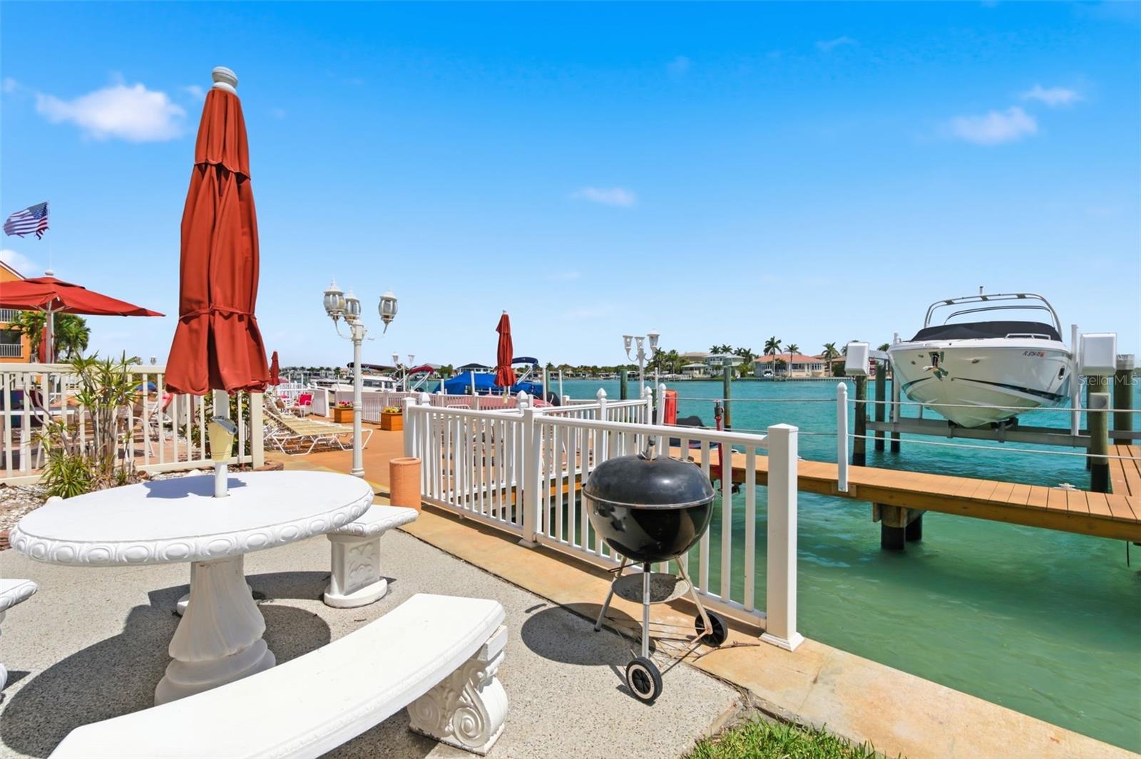 Image 47 of 59 For 8901 Blind Pass Road 127