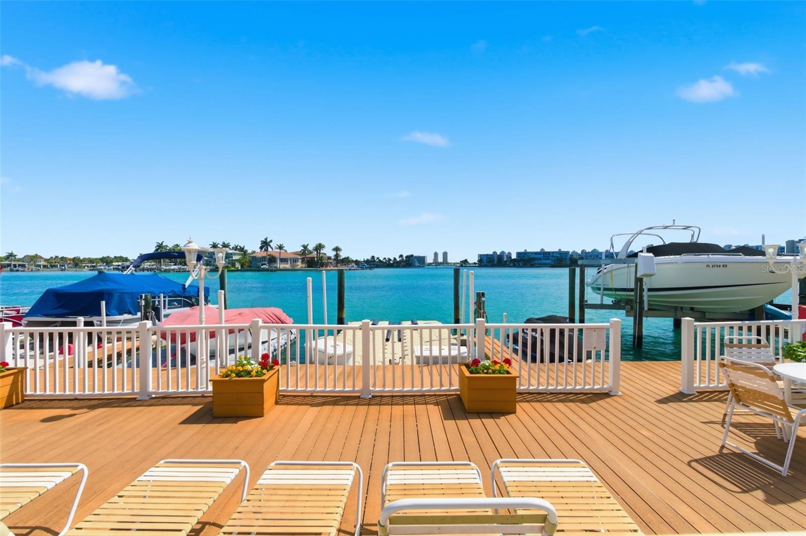 Image 49 of 59 For 8901 Blind Pass Road 127