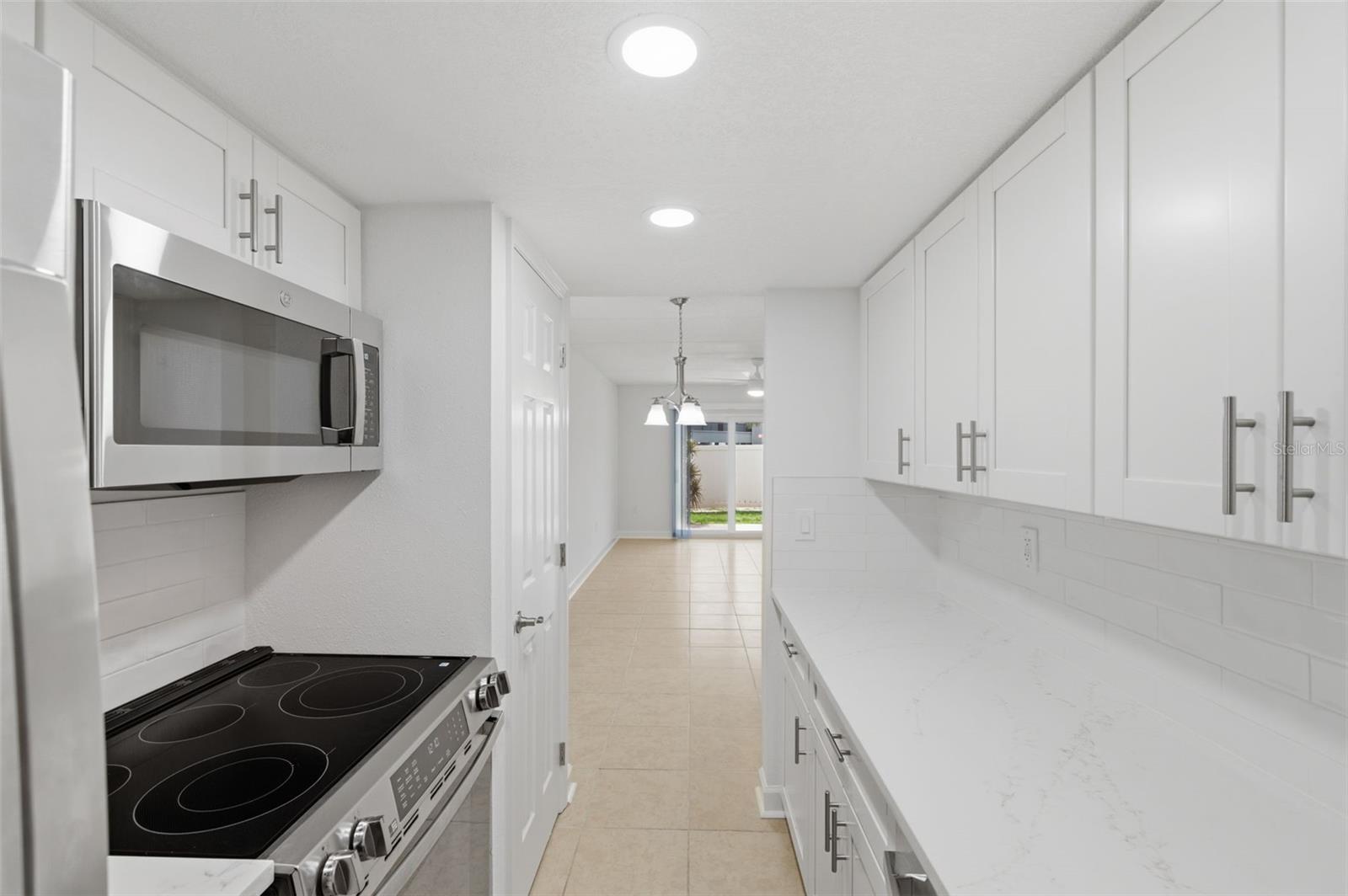 Image 9 of 59 For 8901 Blind Pass Road 127