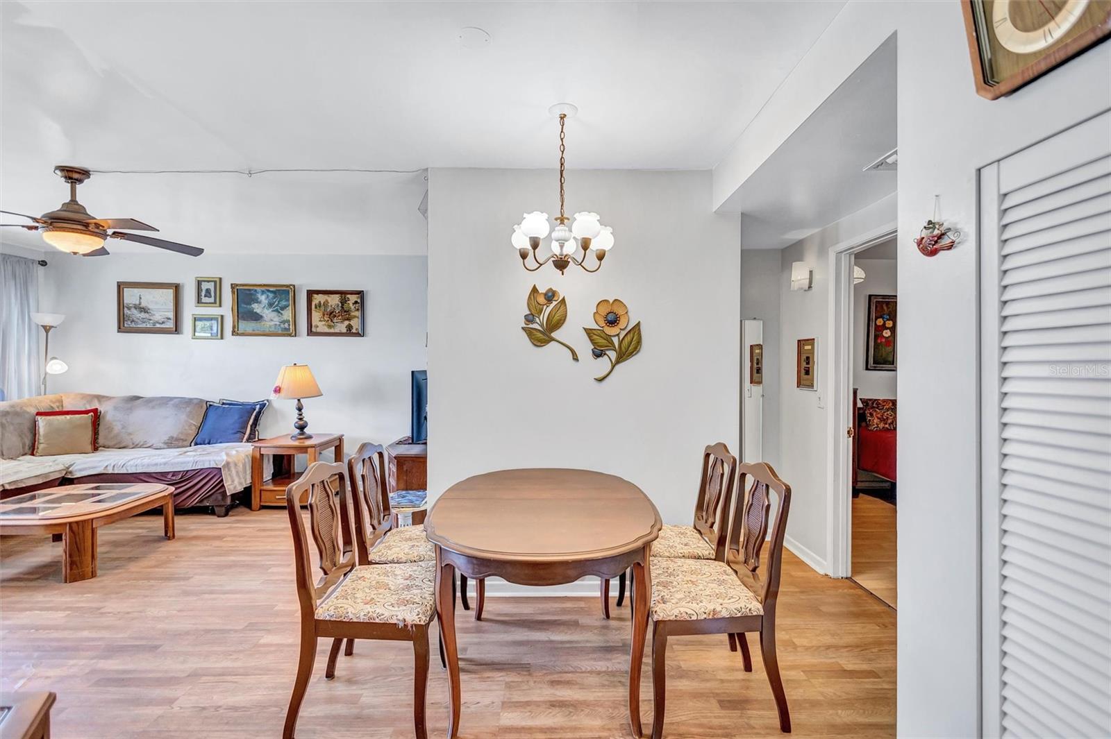 Image 5 of 25 For 5940 21st Street N 11