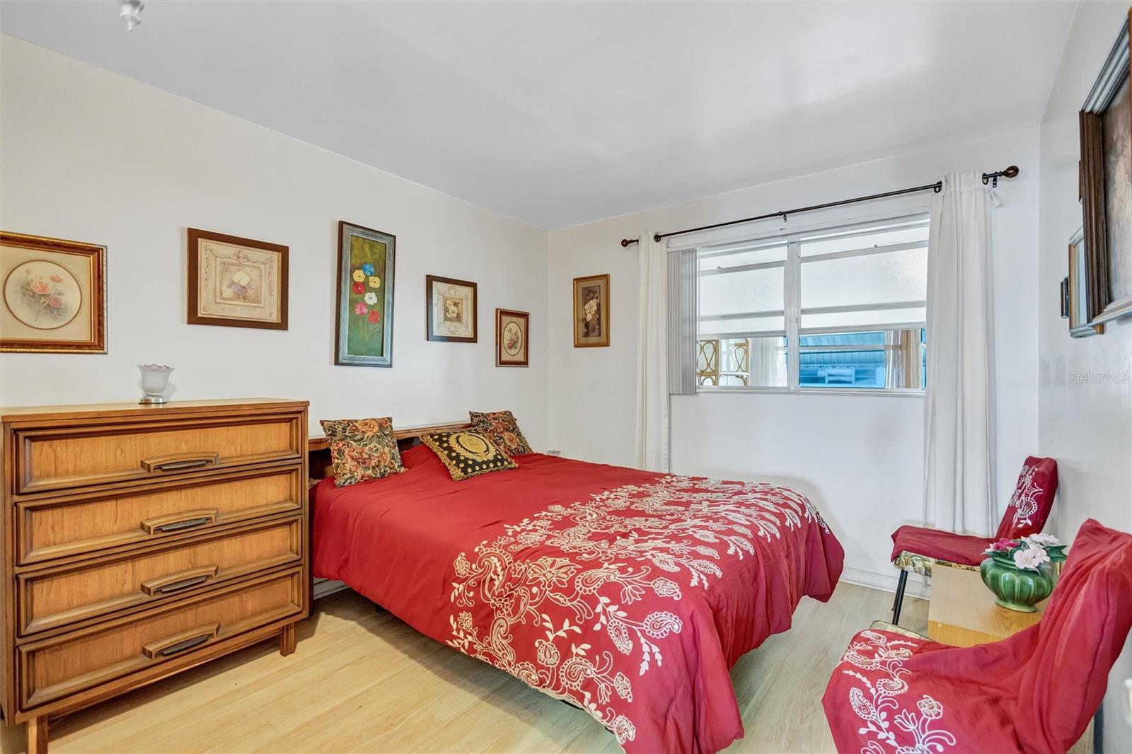 Image 9 of 25 For 5940 21st Street N 11