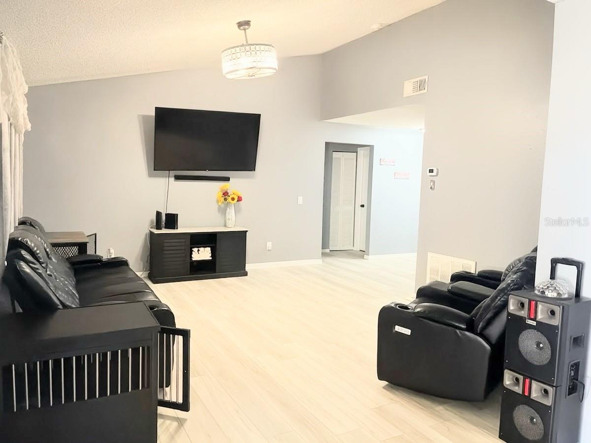 Image 7 of 25 For Address Not Provided