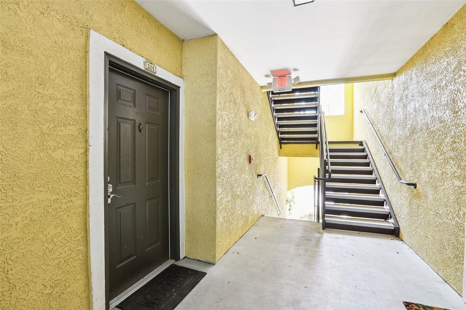 Image 10 of 37 For 10125 Courtney Palms Boulevard 201