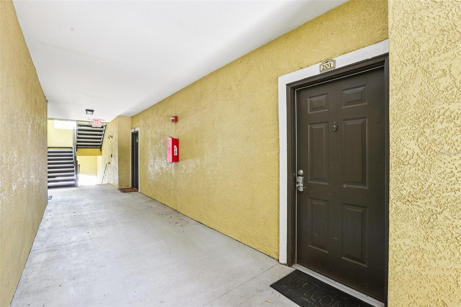 Image 11 of 37 For 10125 Courtney Palms Boulevard 201