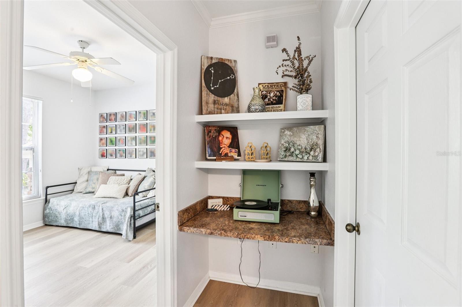 Image 30 of 37 For 10125 Courtney Palms Boulevard 201