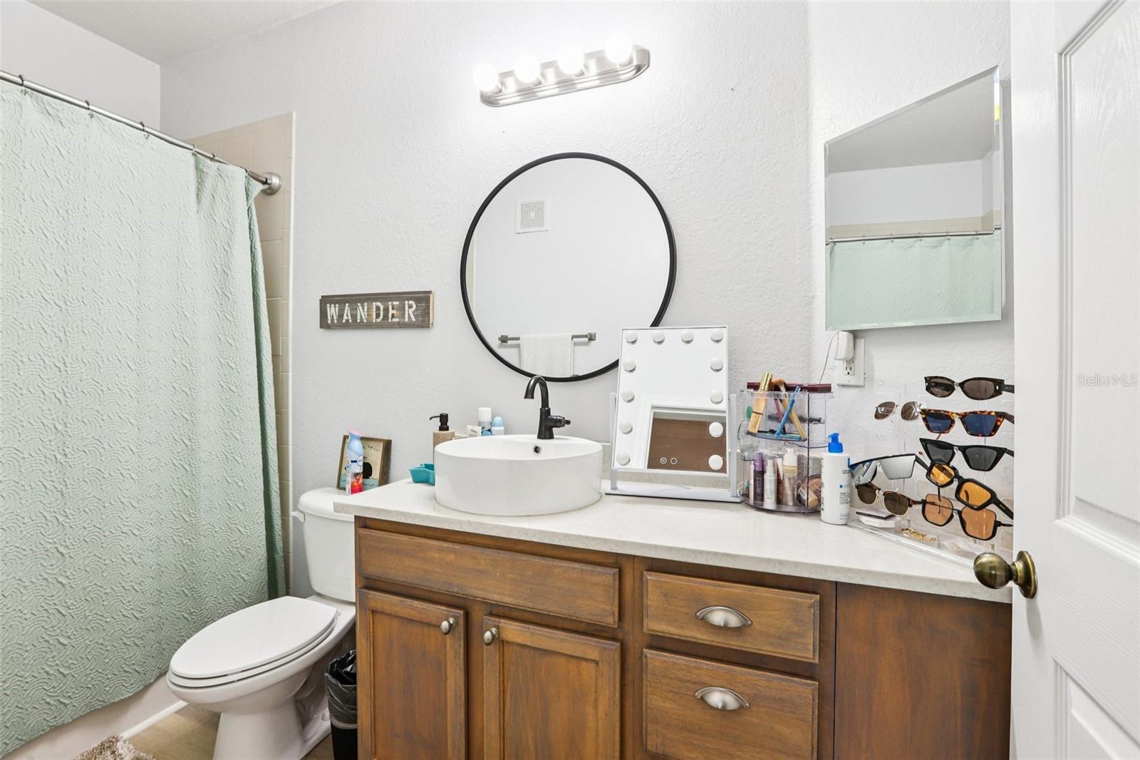 Image 34 of 37 For 10125 Courtney Palms Boulevard 201