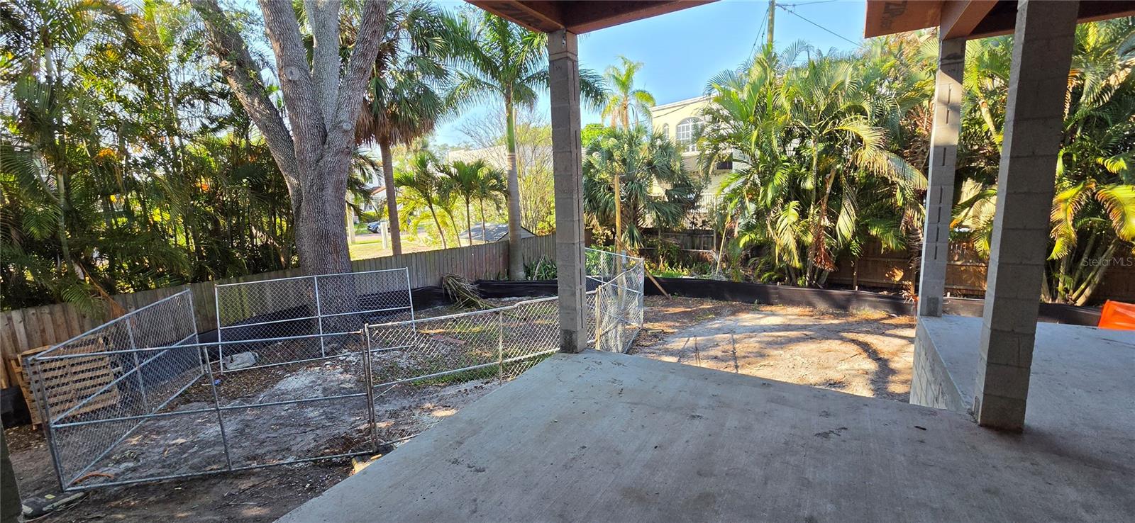 Image 8 of 10 For 52 Albemarle Avenue