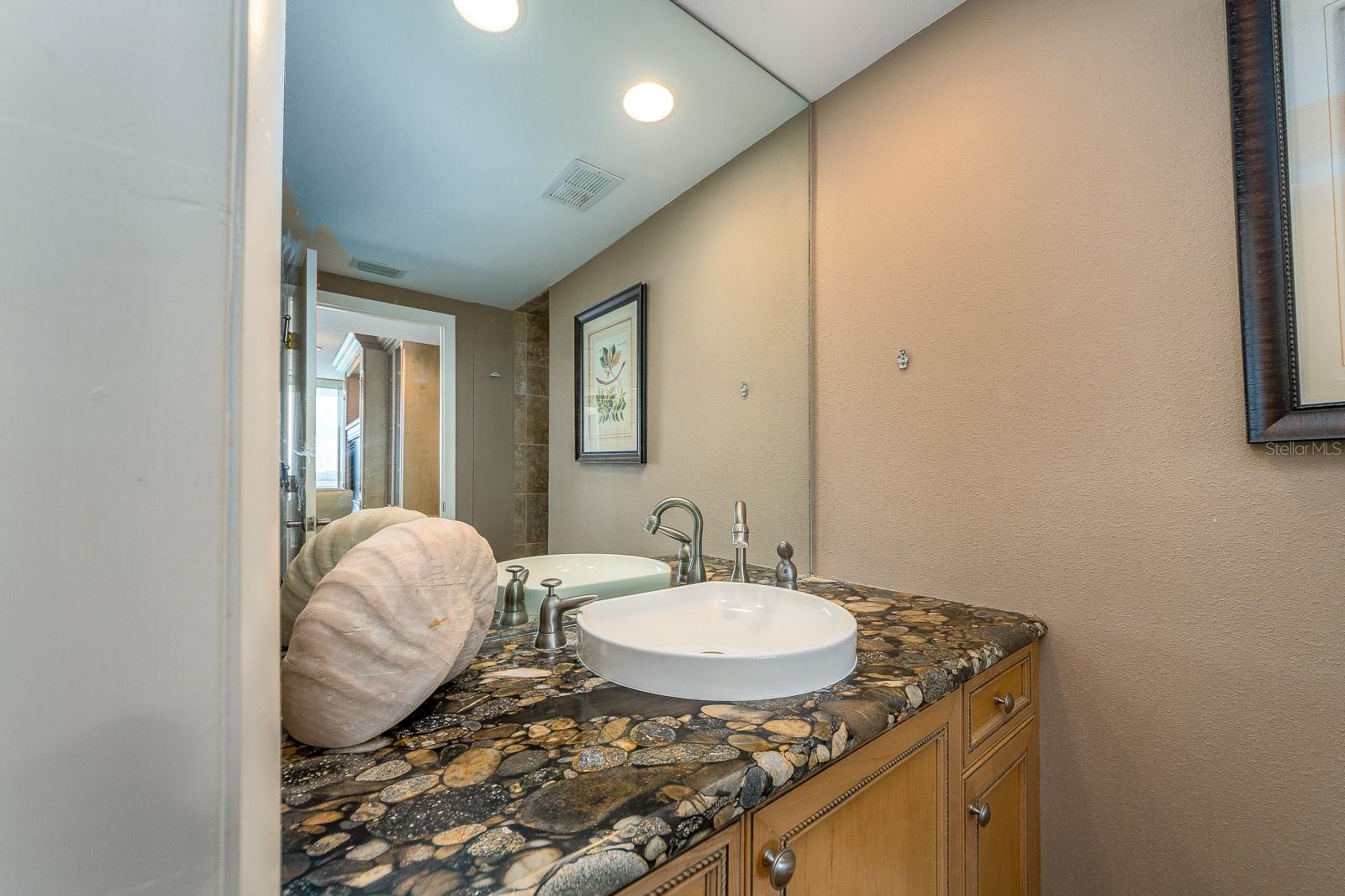 Image 44 of 58 For 100 Pierce Street 1205