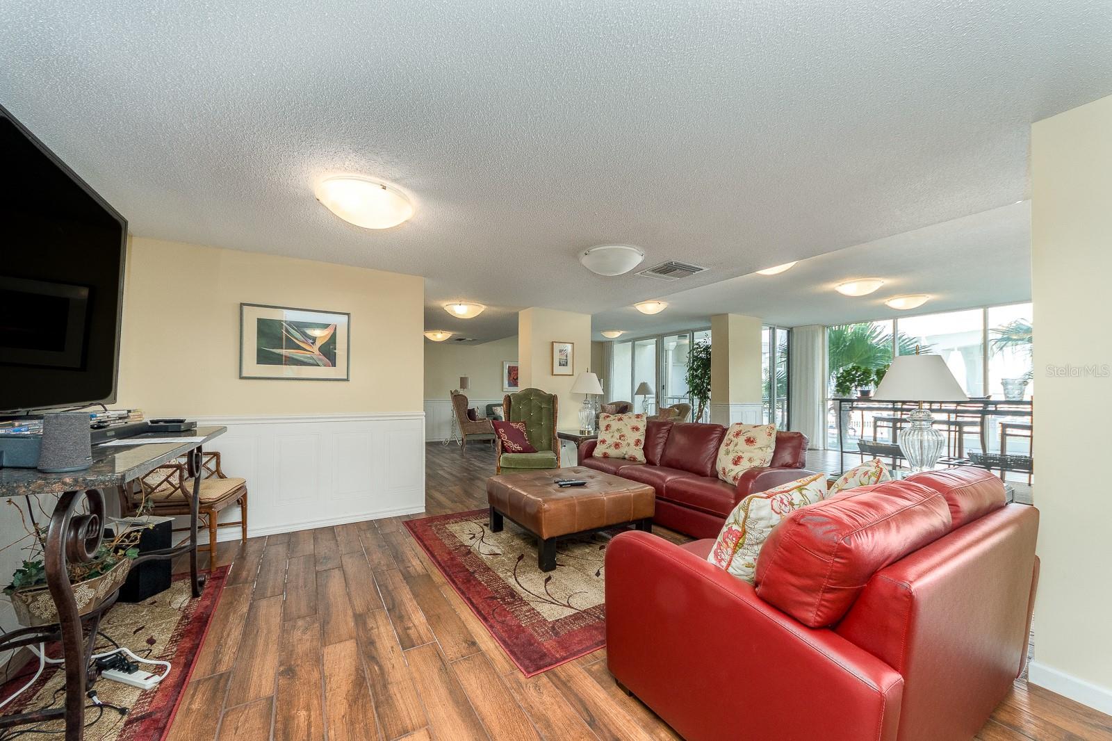 Image 51 of 58 For 100 Pierce Street 1205