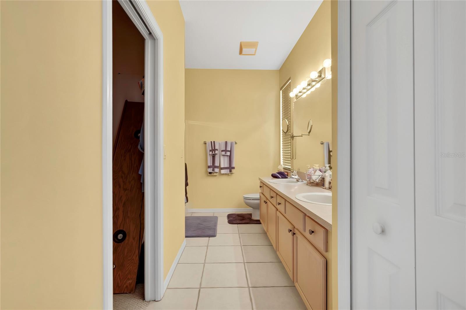 Image 17 of 47 For 20841 Eustis Road