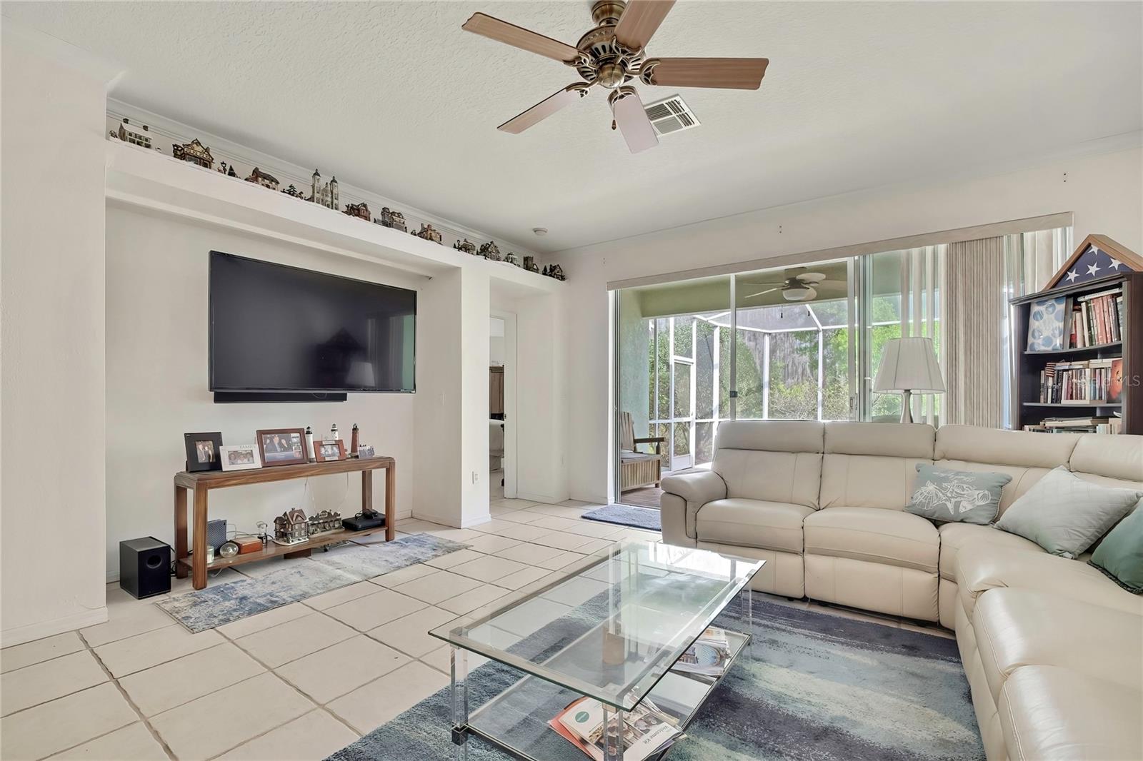 Image 6 of 47 For 20841 Eustis Road