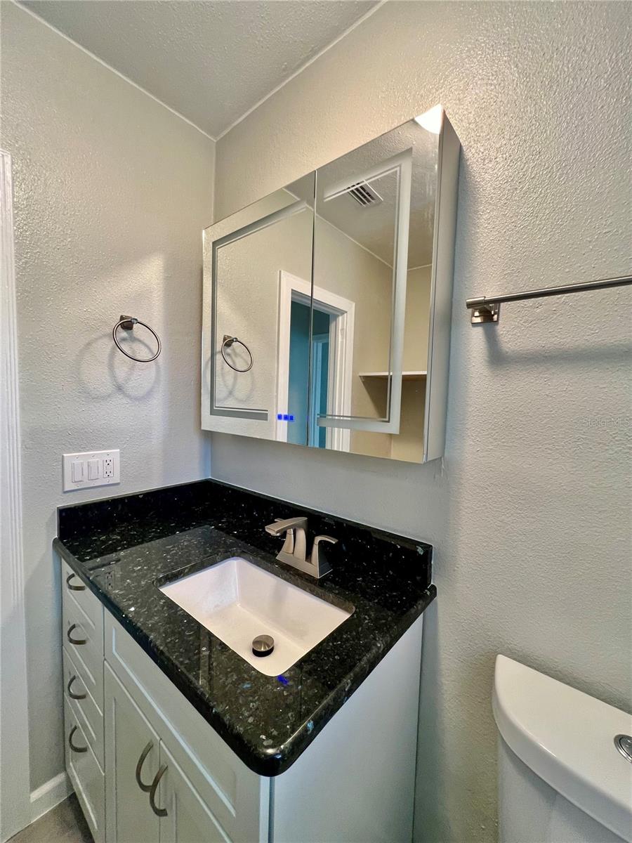 Image 16 of 24 For 107 Minnehaha Street