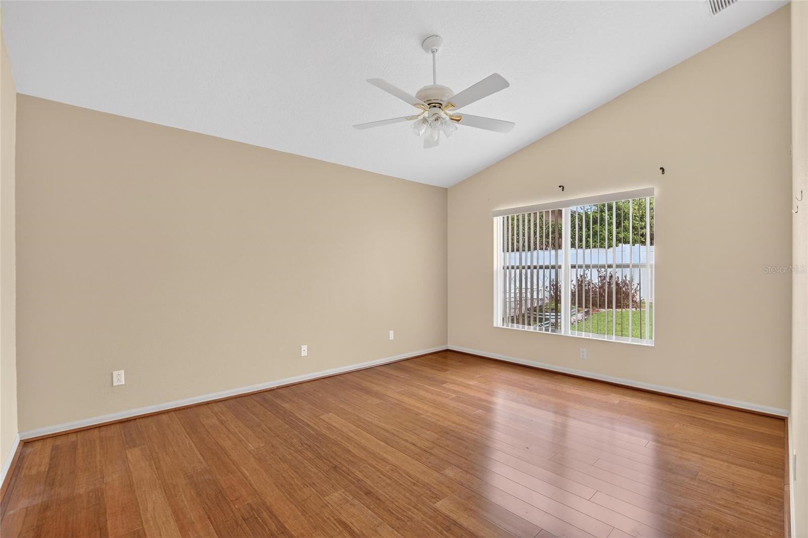 Image 16 of 50 For 10122 Somersby Drive