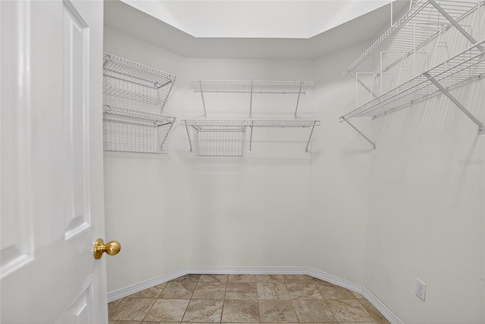 Image 22 of 50 For 10122 Somersby Drive