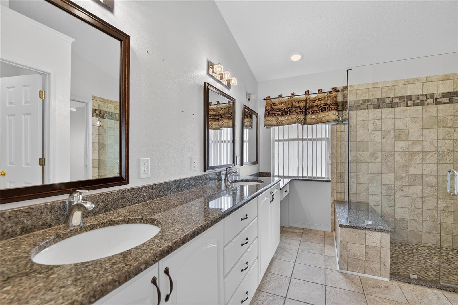 Image 23 of 50 For 10122 Somersby Drive