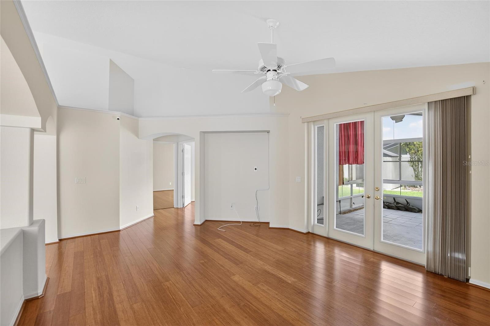 Image 24 of 50 For 10122 Somersby Drive