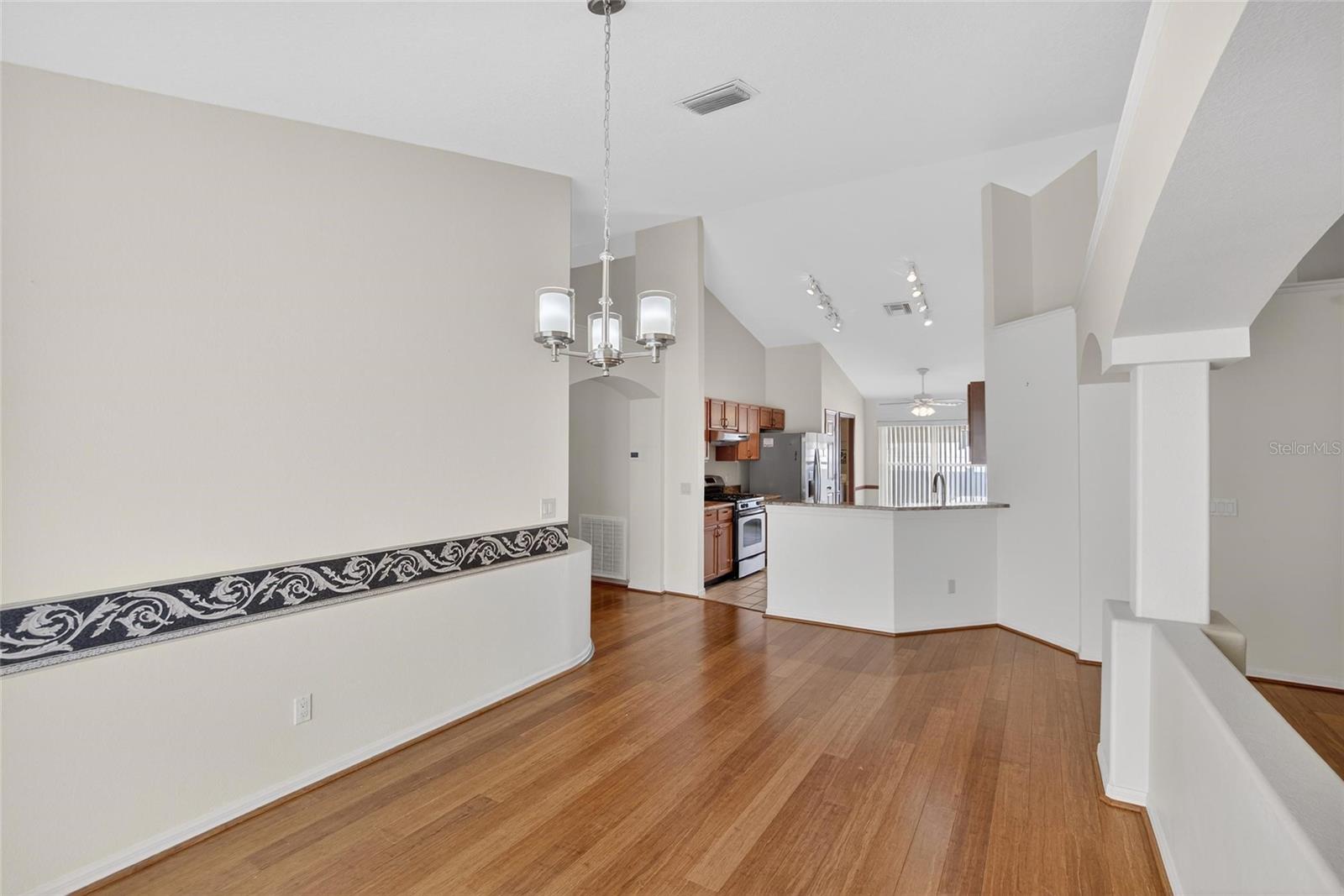 Image 28 of 50 For 10122 Somersby Drive