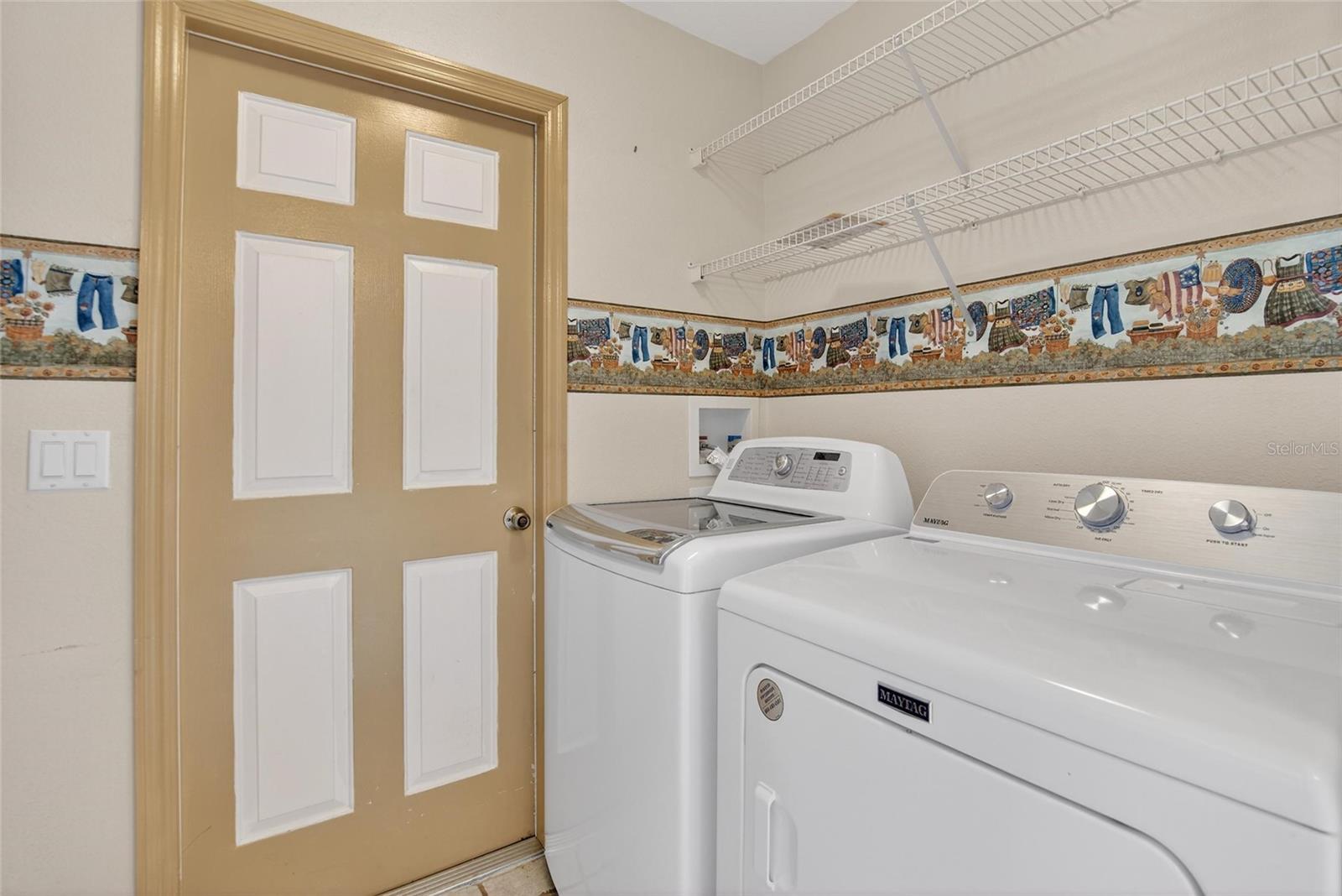 Image 36 of 50 For 10122 Somersby Drive