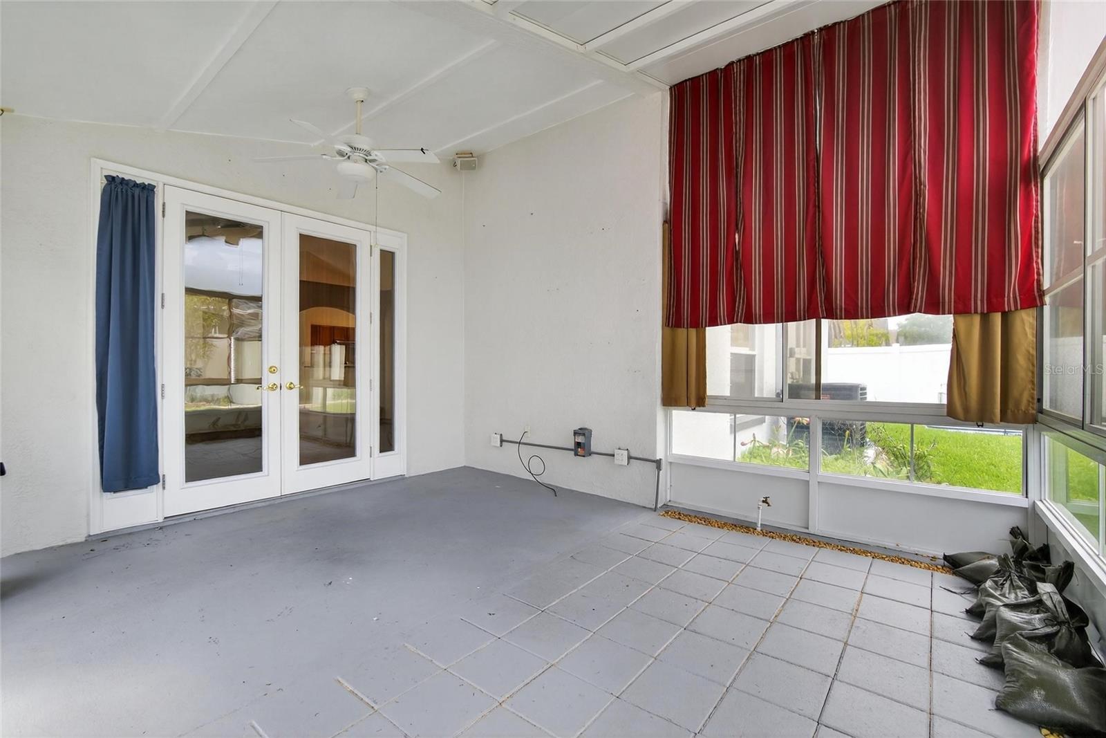 Image 38 of 50 For 10122 Somersby Drive