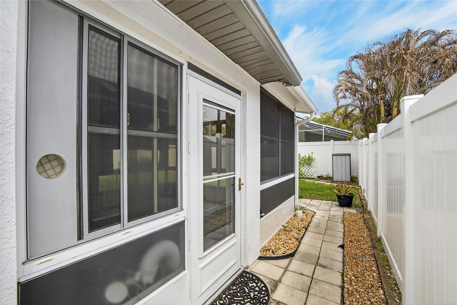 Image 39 of 50 For 10122 Somersby Drive