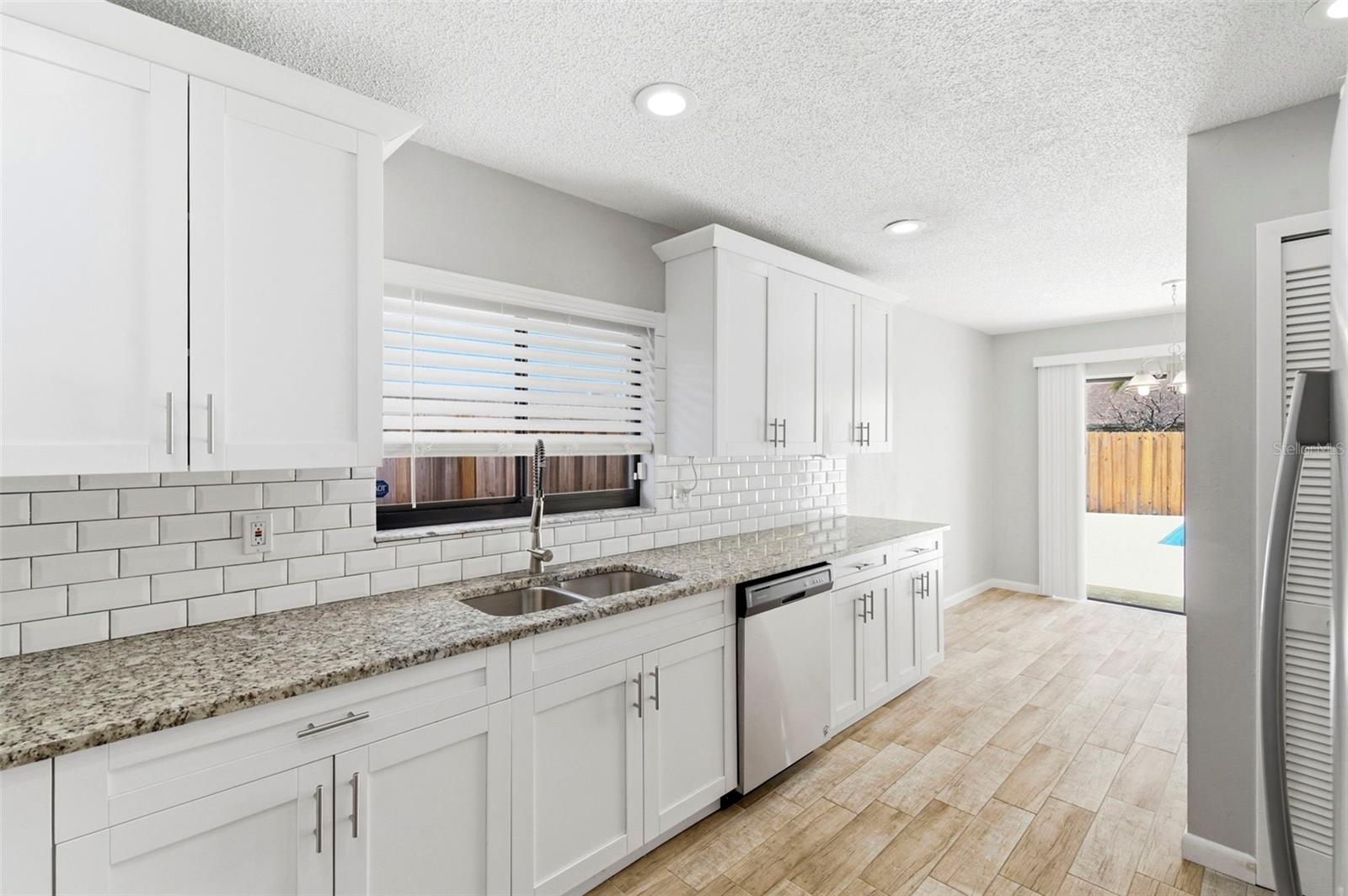 Image 13 of 67 For 1925 Redbridge Drive