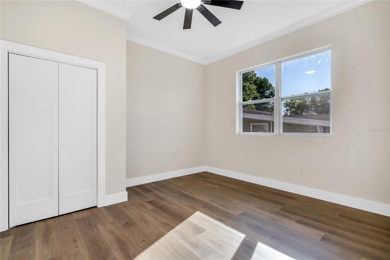 Image 16 of 31 For 1807 Cluster Avenue