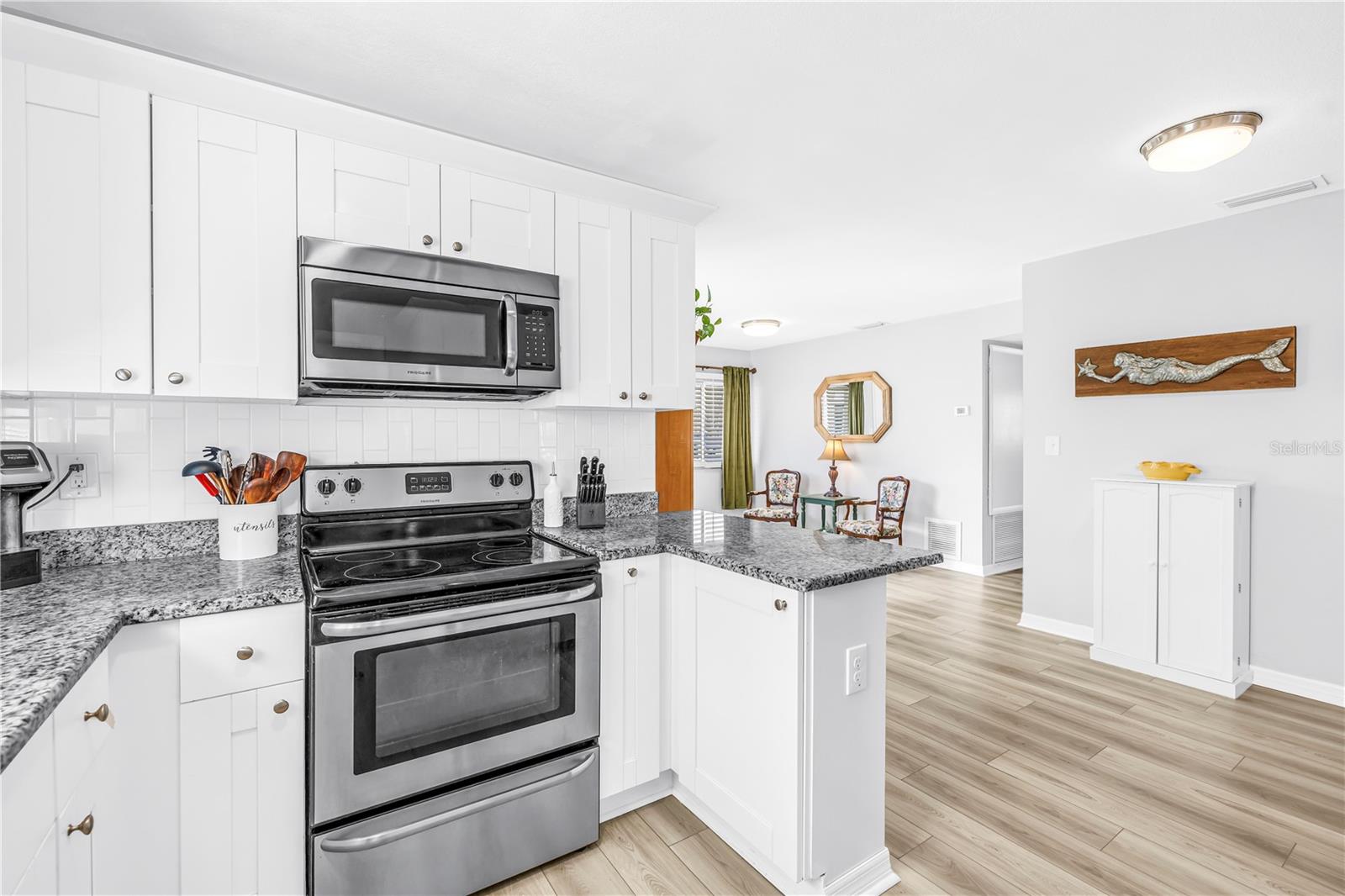 Image 10 of 41 For 5581 96th Terrace N