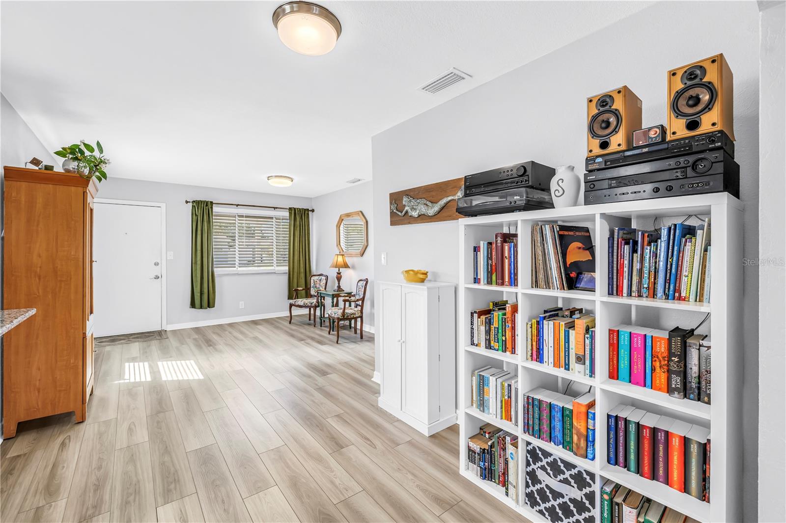 Image 12 of 41 For 5581 96th Terrace N