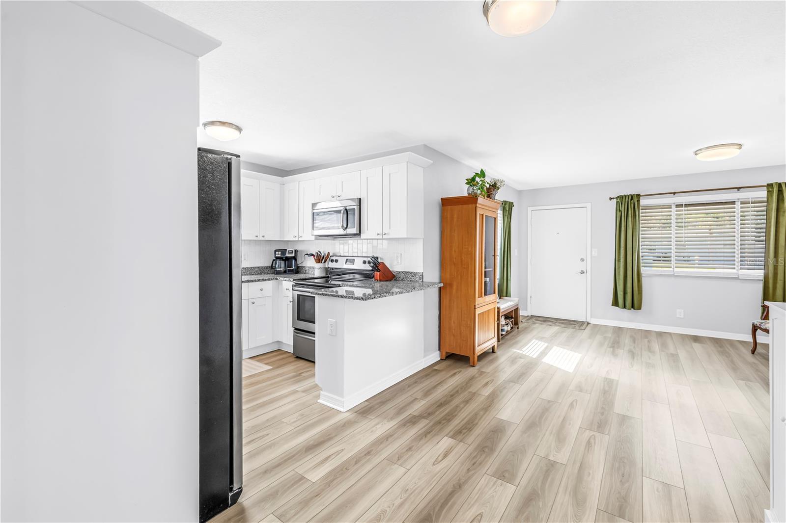 Image 13 of 41 For 5581 96th Terrace N