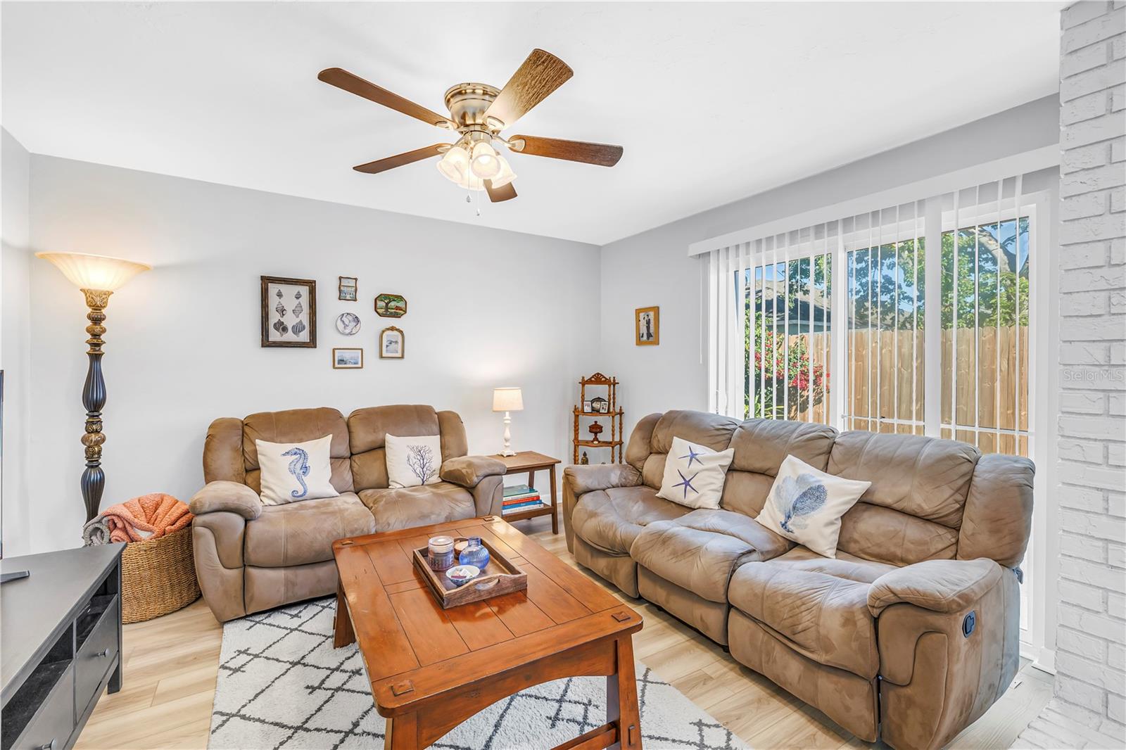 Image 20 of 41 For 5581 96th Terrace N