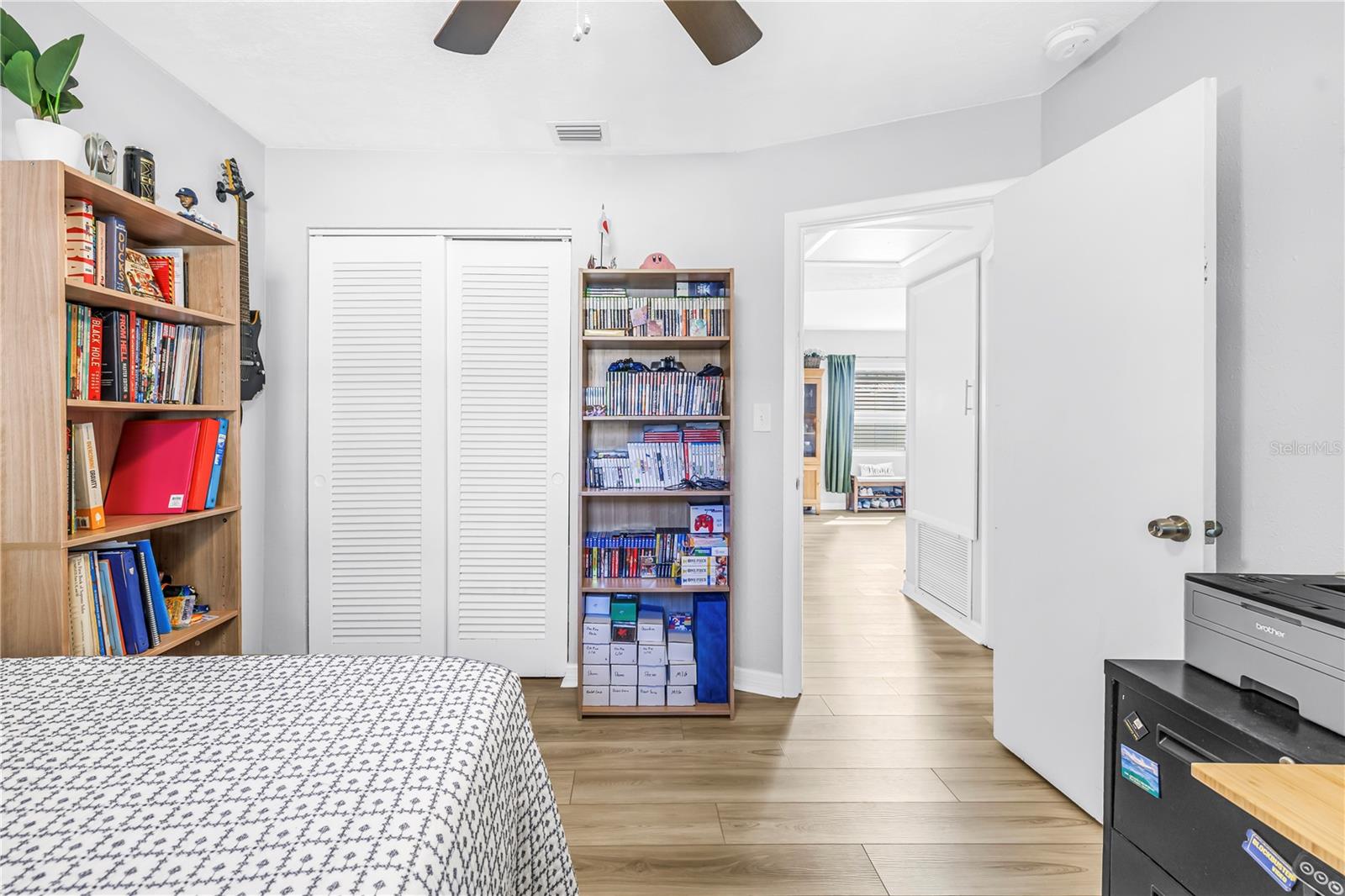 Image 26 of 41 For 5581 96th Terrace N