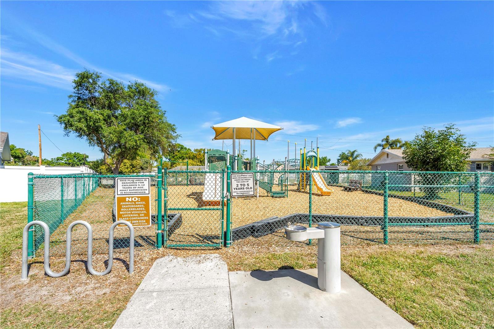 Image 37 of 41 For 5581 96th Terrace N