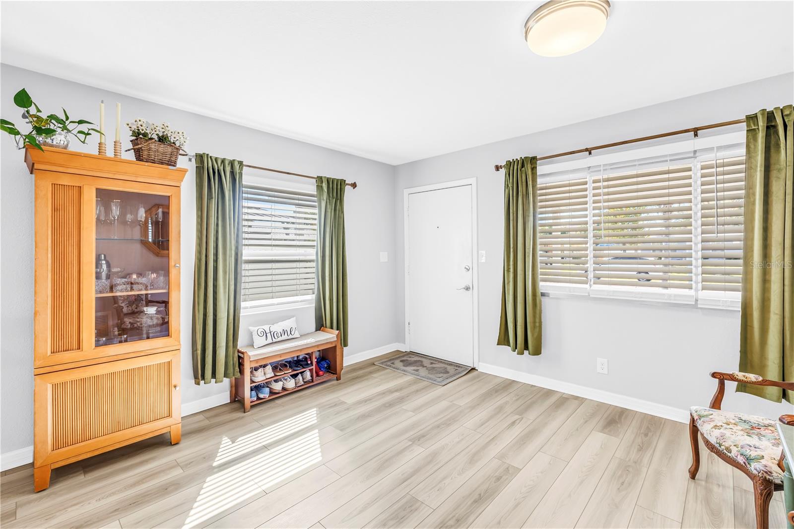 Image 4 of 41 For 5581 96th Terrace N