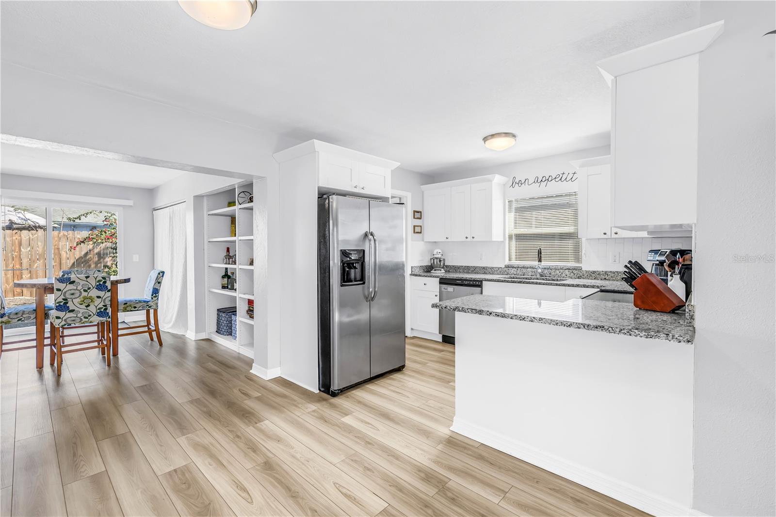 Image 6 of 41 For 5581 96th Terrace N