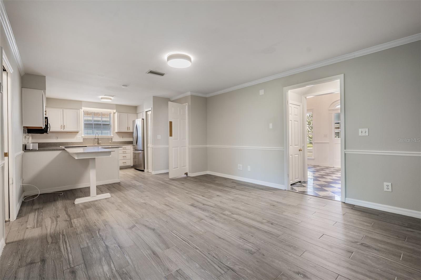 Image 16 of 57 For 3220 Bay Villa Avenue