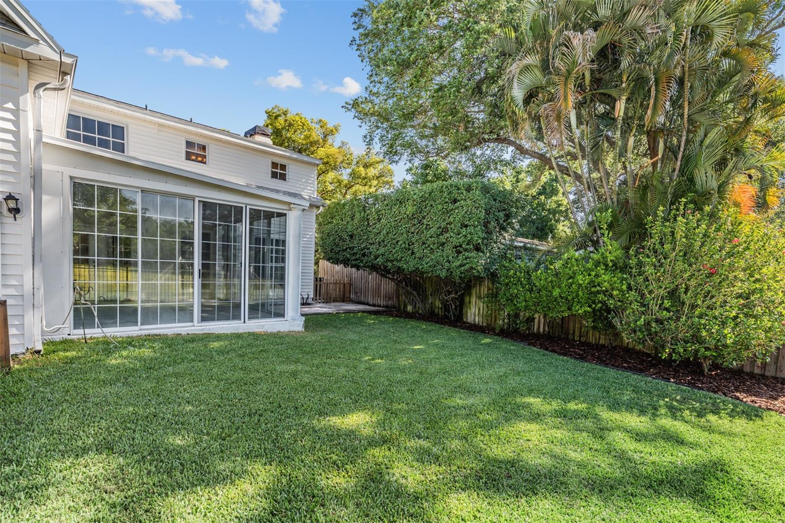 Image 41 of 57 For 3220 Bay Villa Avenue