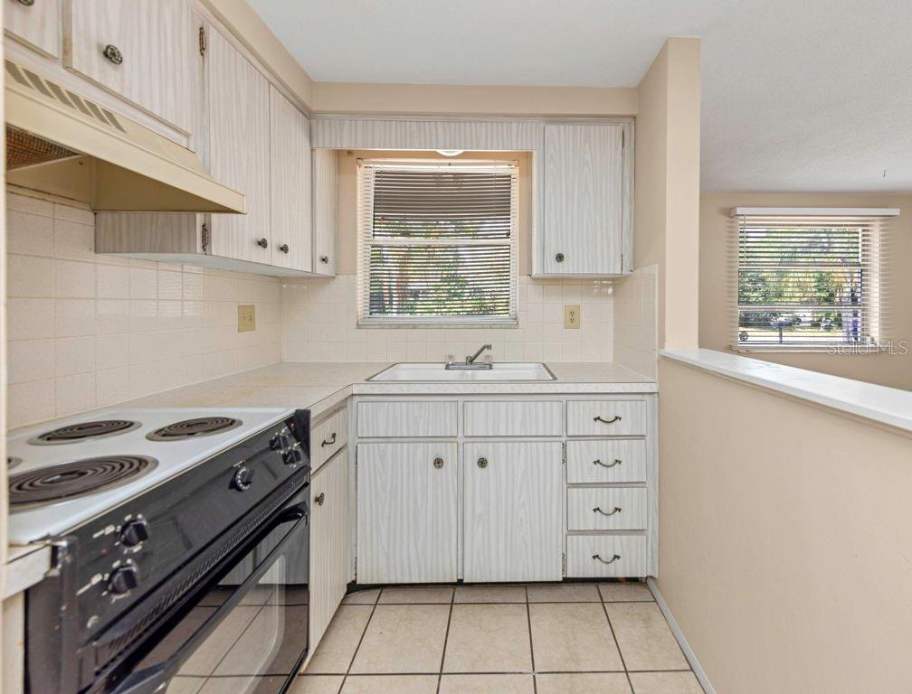 Image 10 of 22 For 5836-5848 Madison Street