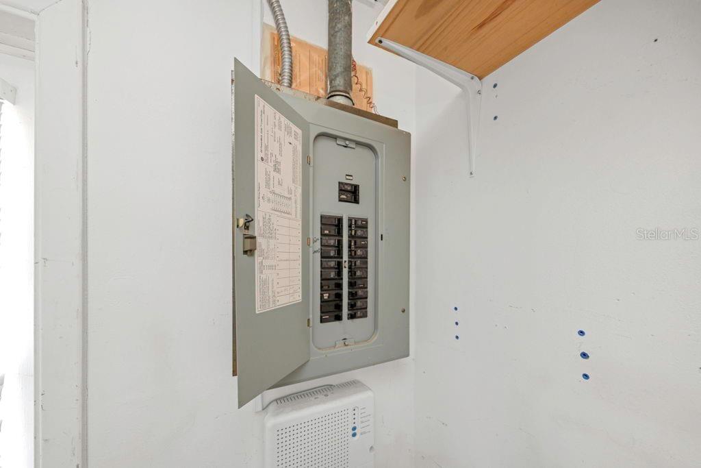 Image 20 of 22 For 5836-5848 Madison Street