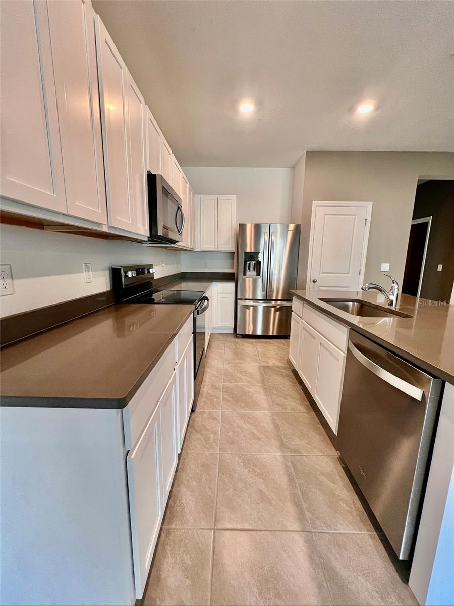 Image 6 of 22 For 31325 Midnight Sun Way