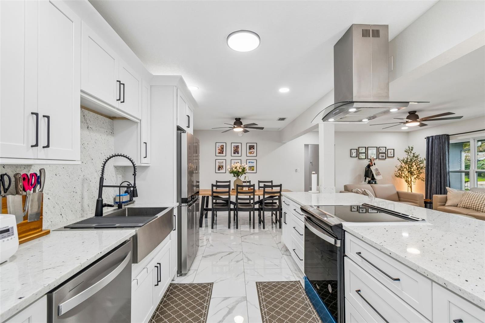 Image 23 of 71 For 1618 Barry Road