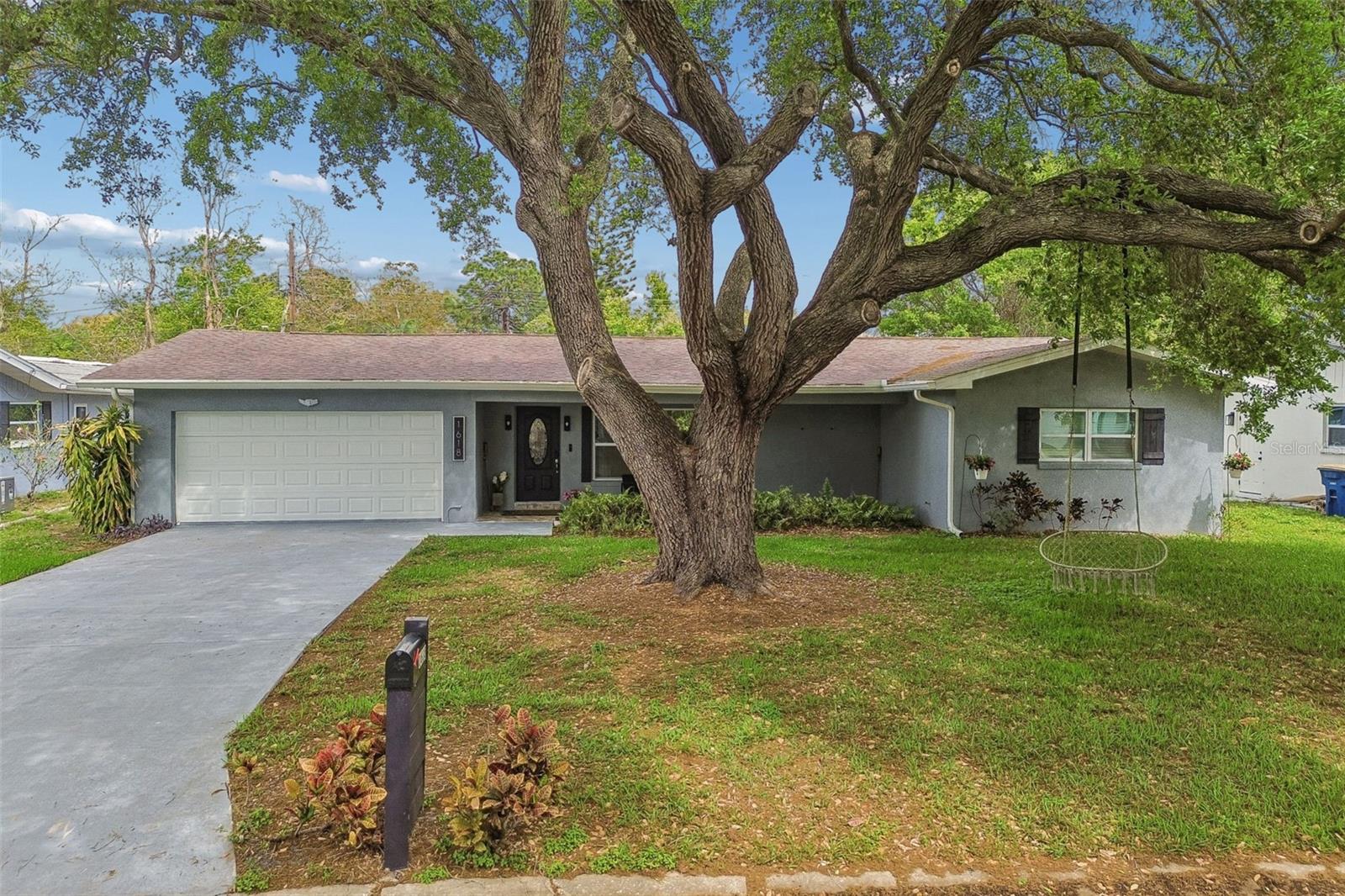 Image 5 of 71 For 1618 Barry Road