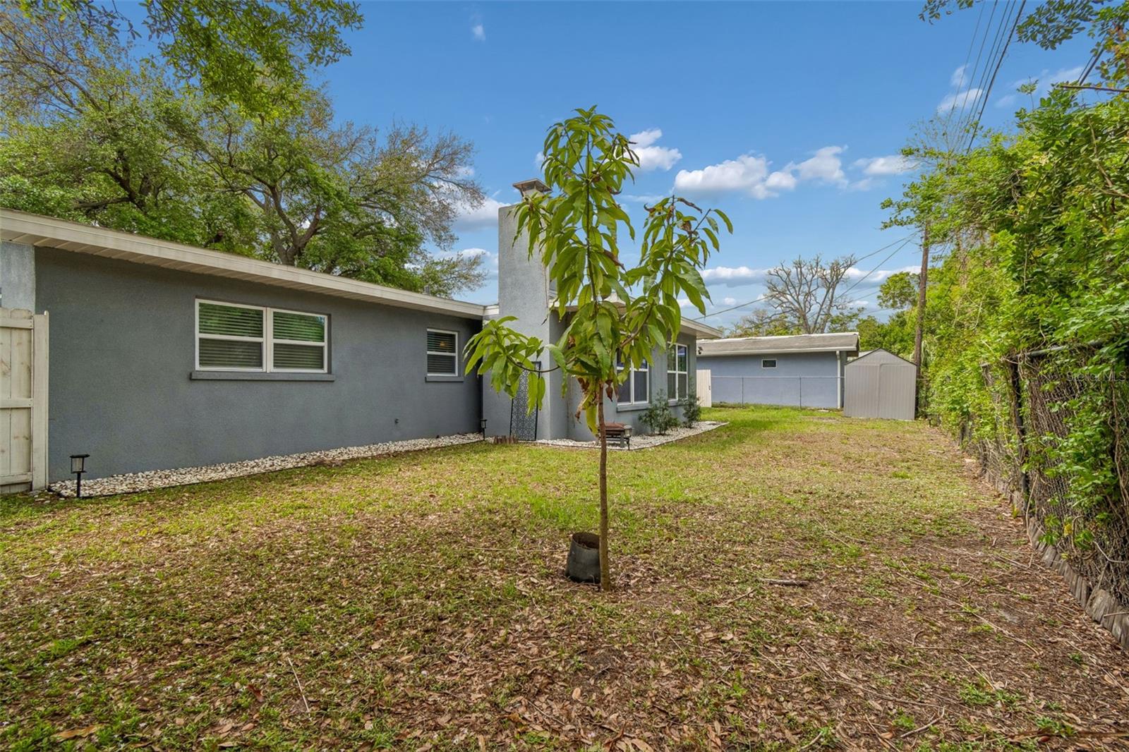 Image 65 of 71 For 1618 Barry Road