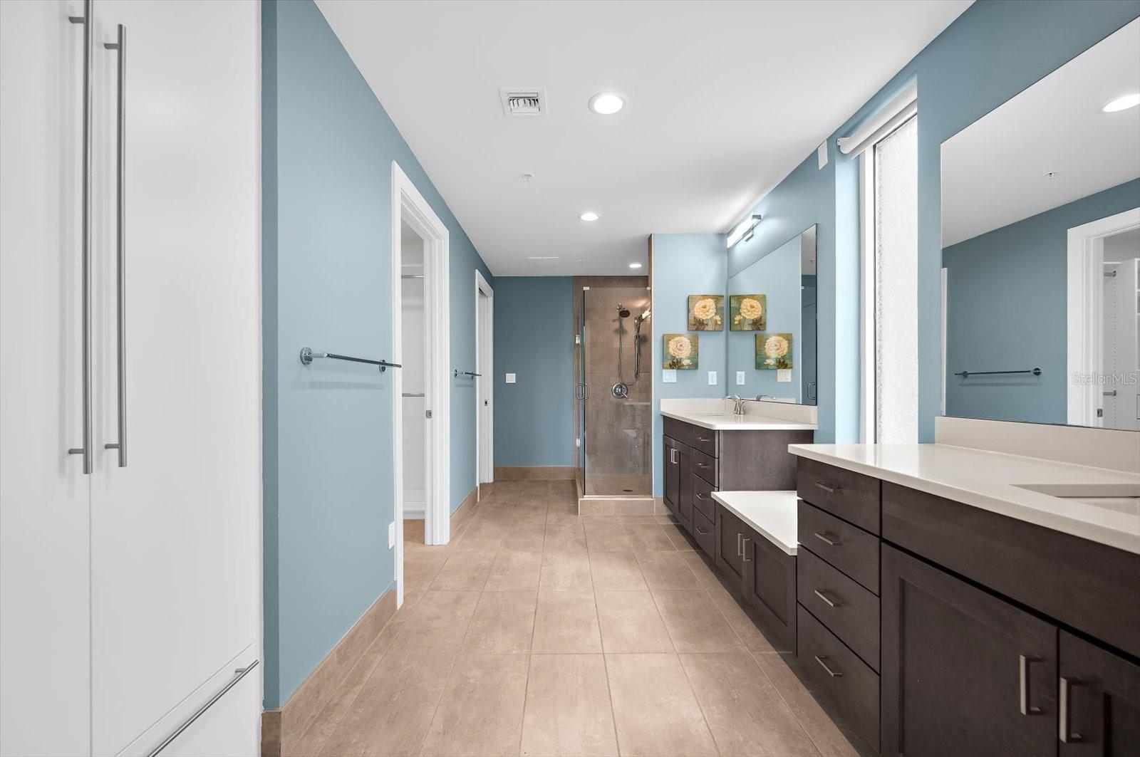 Image 14 of 73 For 176 4th Avenue Ne 201