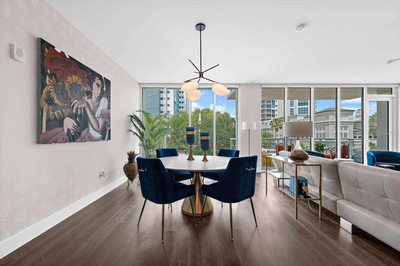 Image 22 of 73 For 176 4th Avenue Ne 201