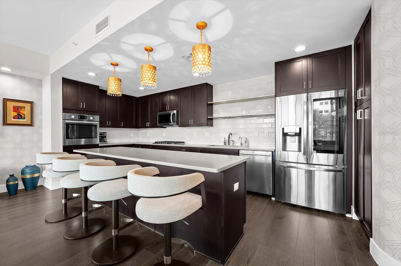 Image 31 of 73 For 176 4th Avenue Ne 201